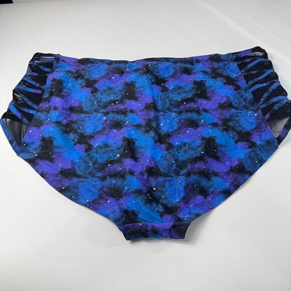 NWT Hot Topic Women's Galaxy High Waisted Swim Bikini Bottoms Plus Size 4X - Picture 4 of 12